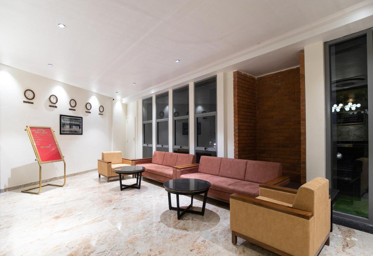 Palette - Hotel Welcome Kadi Exterior photo