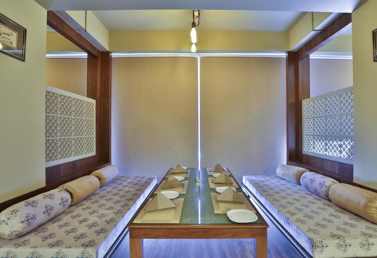 Palette - Hotel Welcome Kadi Exterior photo